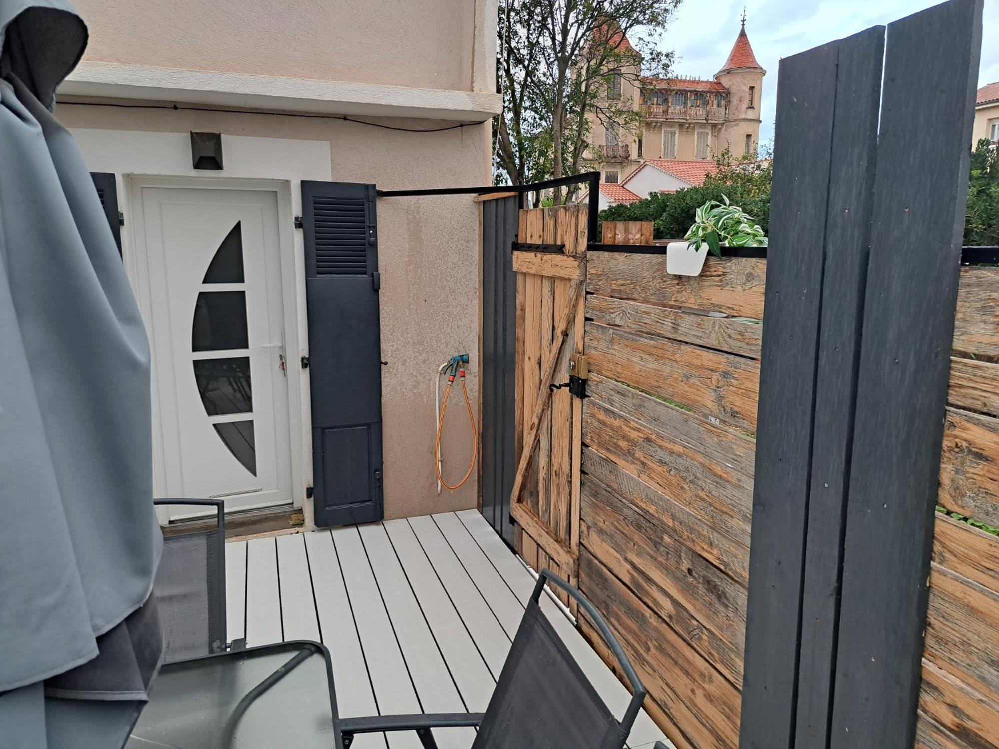 Seduisant Studio Avec Cour Privative La Crau Buitenkant foto