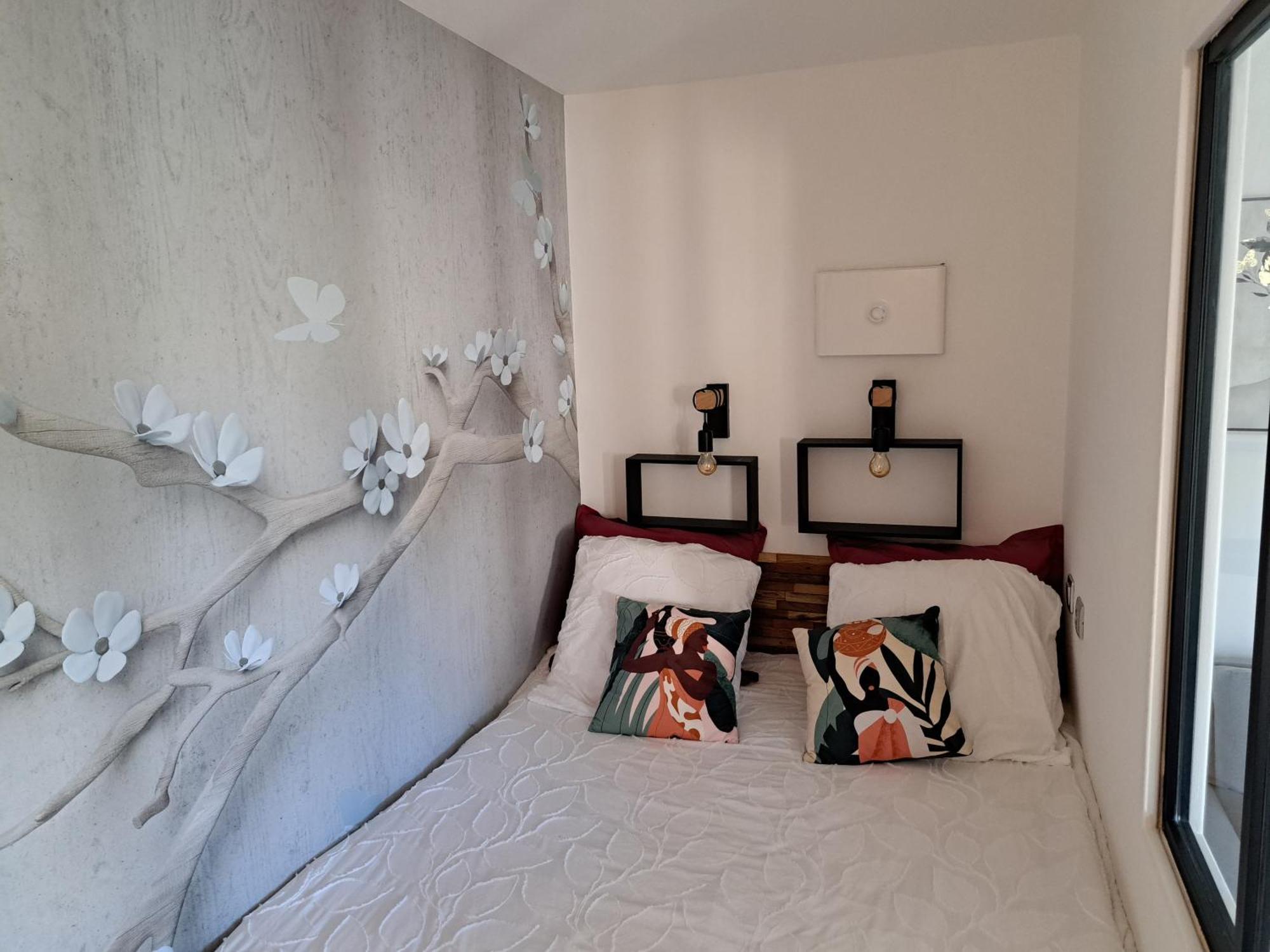 Seduisant Studio Avec Cour Privative La Crau Buitenkant foto